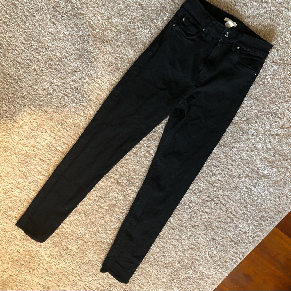2 for $10 🧤H&M Perfect Basic Black Jean